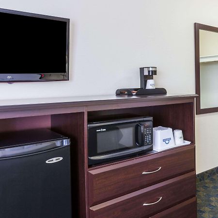 Days Inn By Wyndham Santa Maria Buitenkant foto