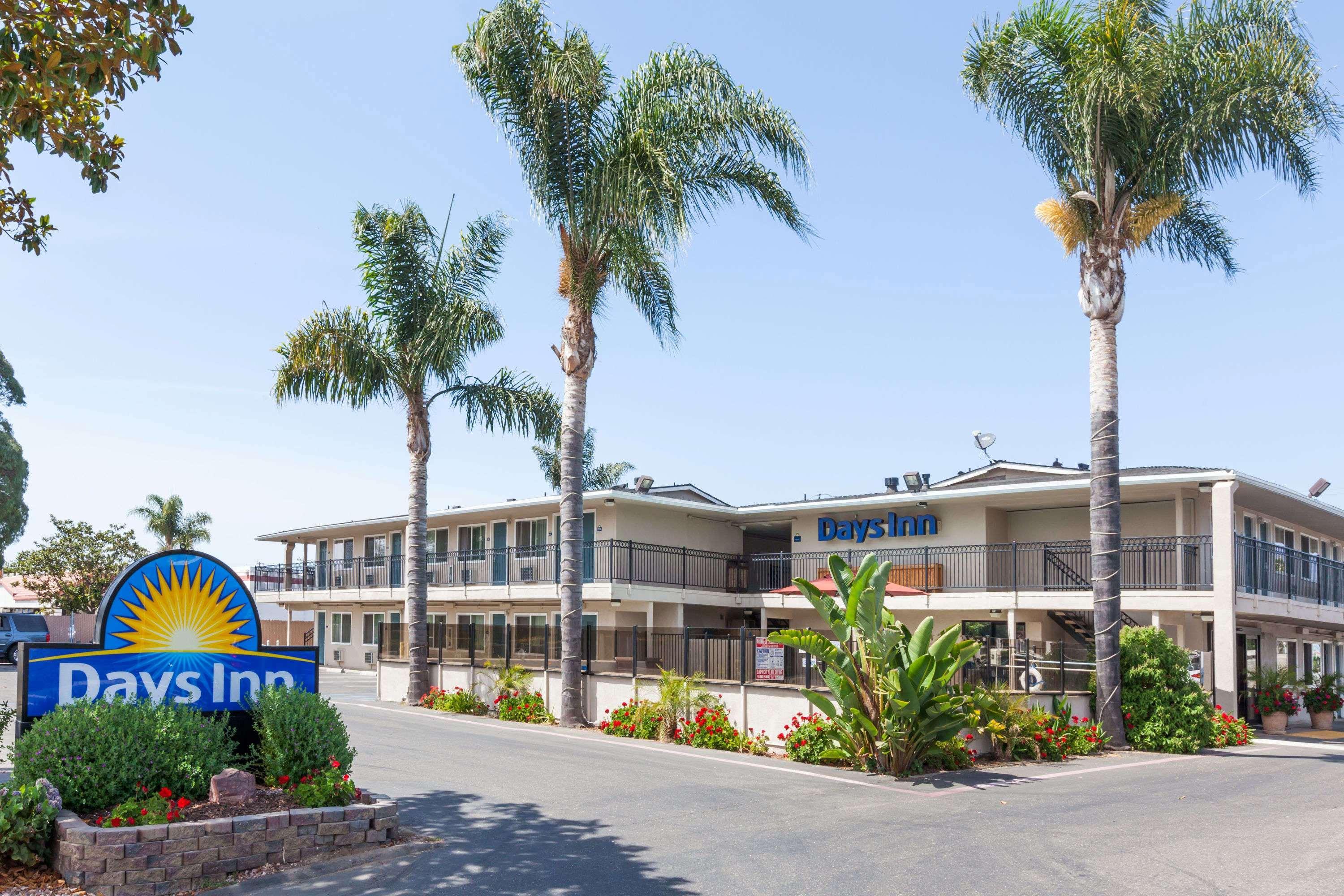 Days Inn By Wyndham Santa Maria Buitenkant foto