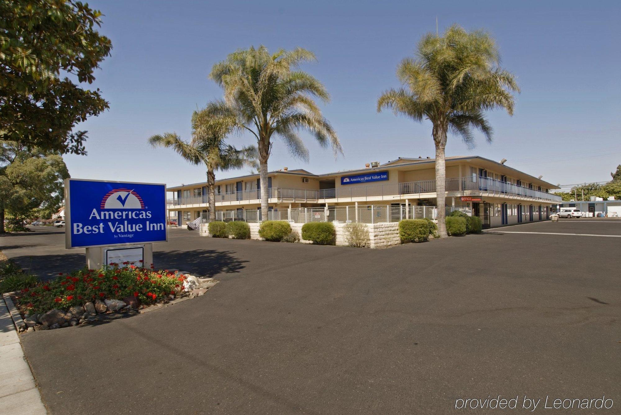 Days Inn By Wyndham Santa Maria Buitenkant foto